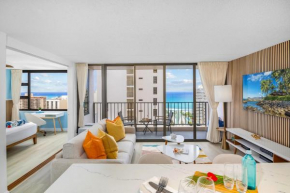 Chic and Upscale Waikiki Beach Ocean View with Parking